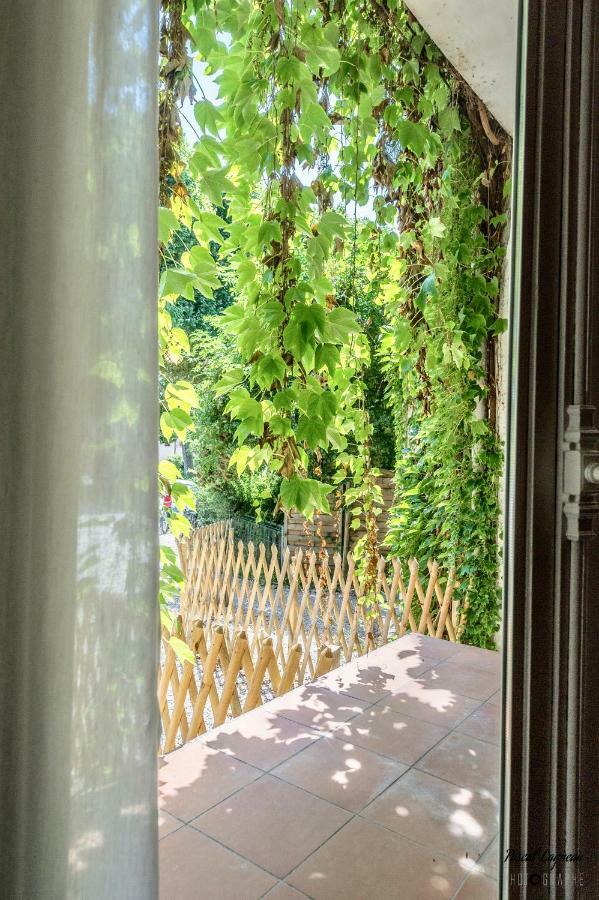 Appartement Aux Remparts Des Hospices Beaune  Exterior foto